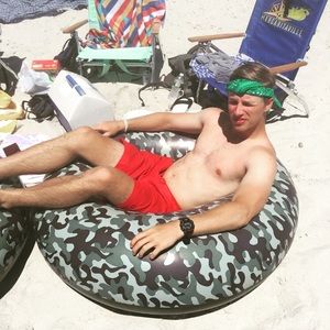 Meet your Posher, Bob